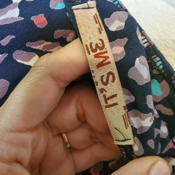 ❤️Its me One Shoulder Top - Picture 2 of 3